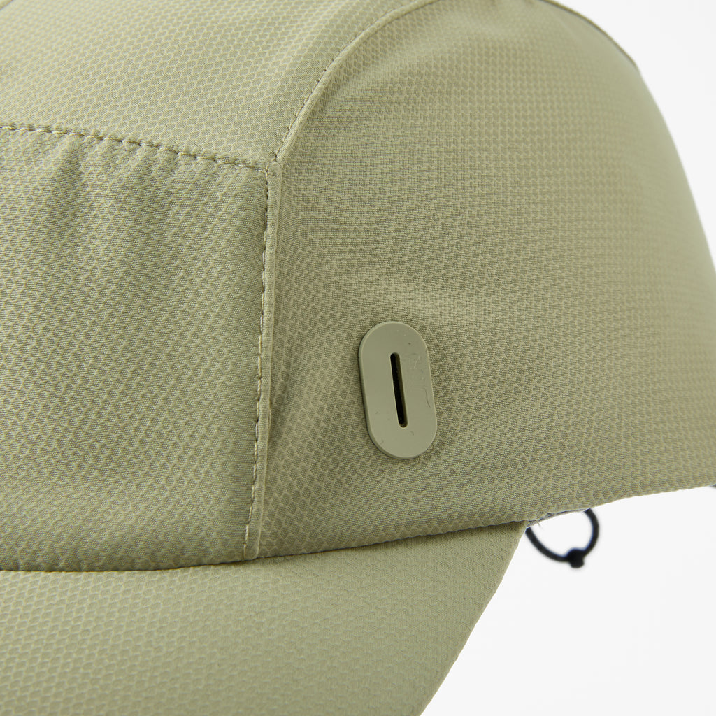 Trail Running Cap with Eyewear Dock